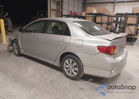 2010 Toyota Corolla S z USA, uszkodzony, nr VIN 1NXBU4EEXAZ189481